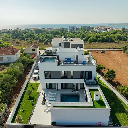 Villa Elena *