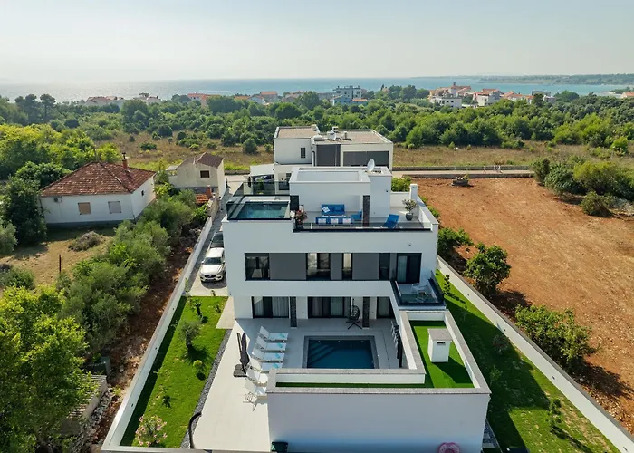 Villa Elena *